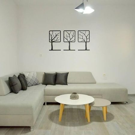 Alisahni Apartment Adamantas  Exterior photo