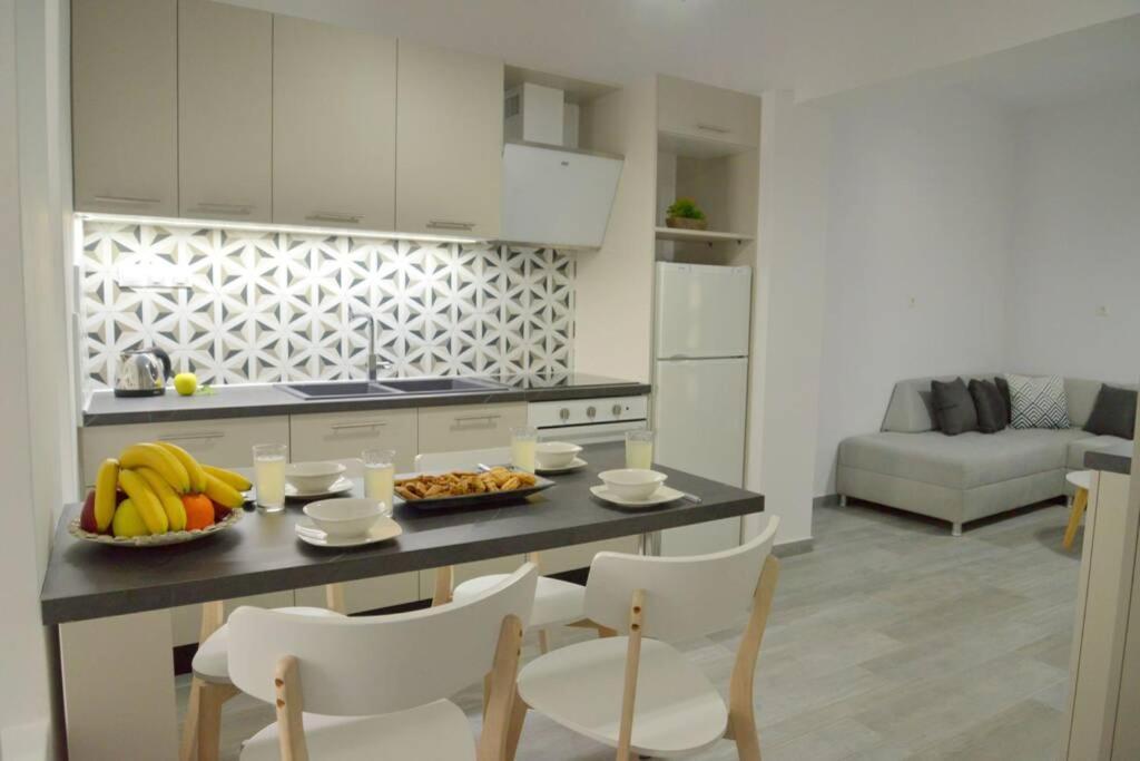 Alisahni Apartment Adamantas  Exterior photo